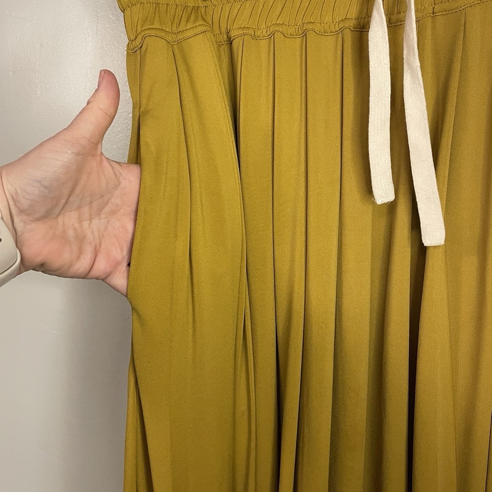 Reiss Ariella Fine Jersey Pleated Midi Skirt Mustard Size 10 Elegant Flowy - Picture 3 of 6